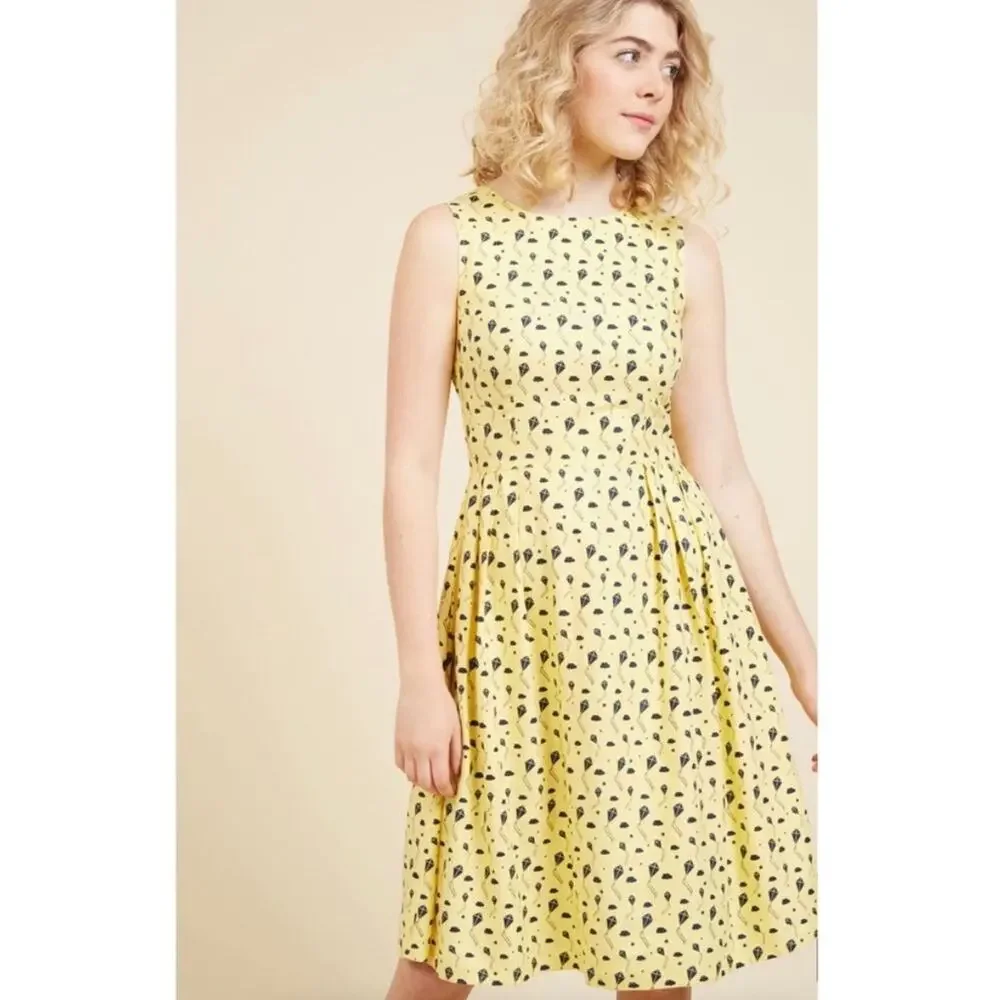 Circus Yellow Kite Print Sleeveless Dress 100% Rayon Made in India UK 20